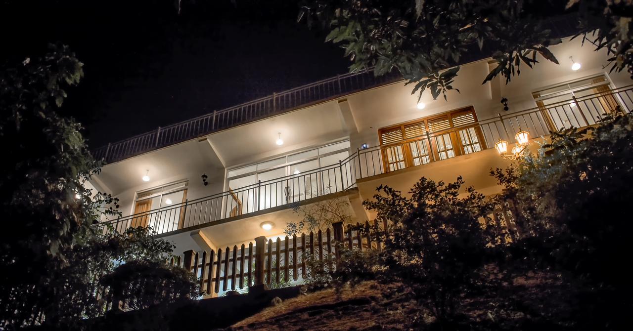 Villa Serene Kandy Bagian luar foto