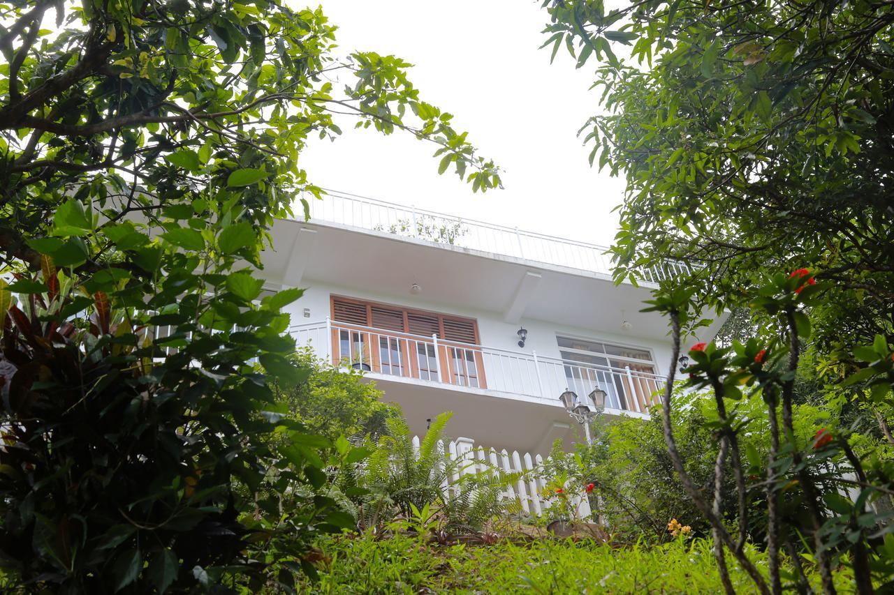 Villa Serene Kandy Bagian luar foto